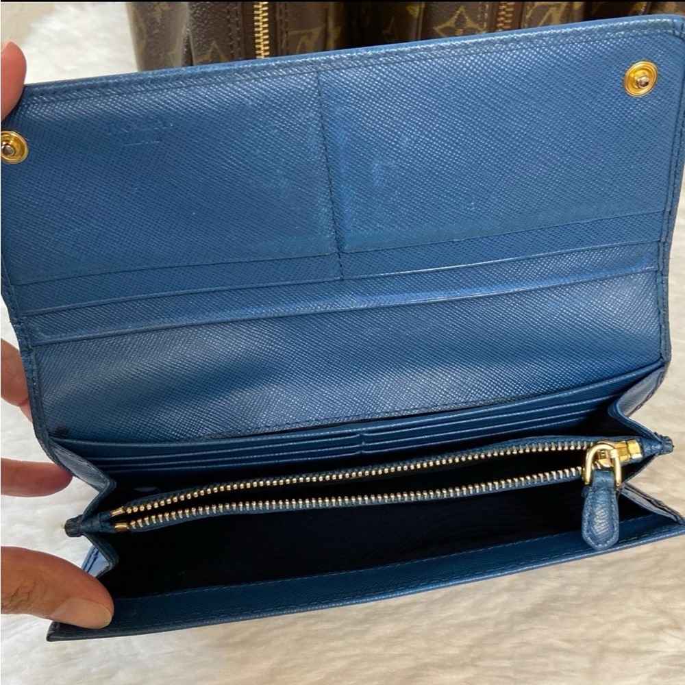 Authentic Prada Milano Wallet - Picture 7 of 11